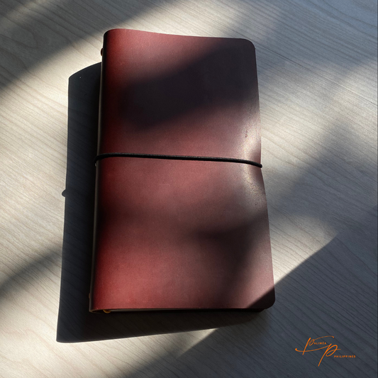 Lakbay Bifold Pull up Leather Journal