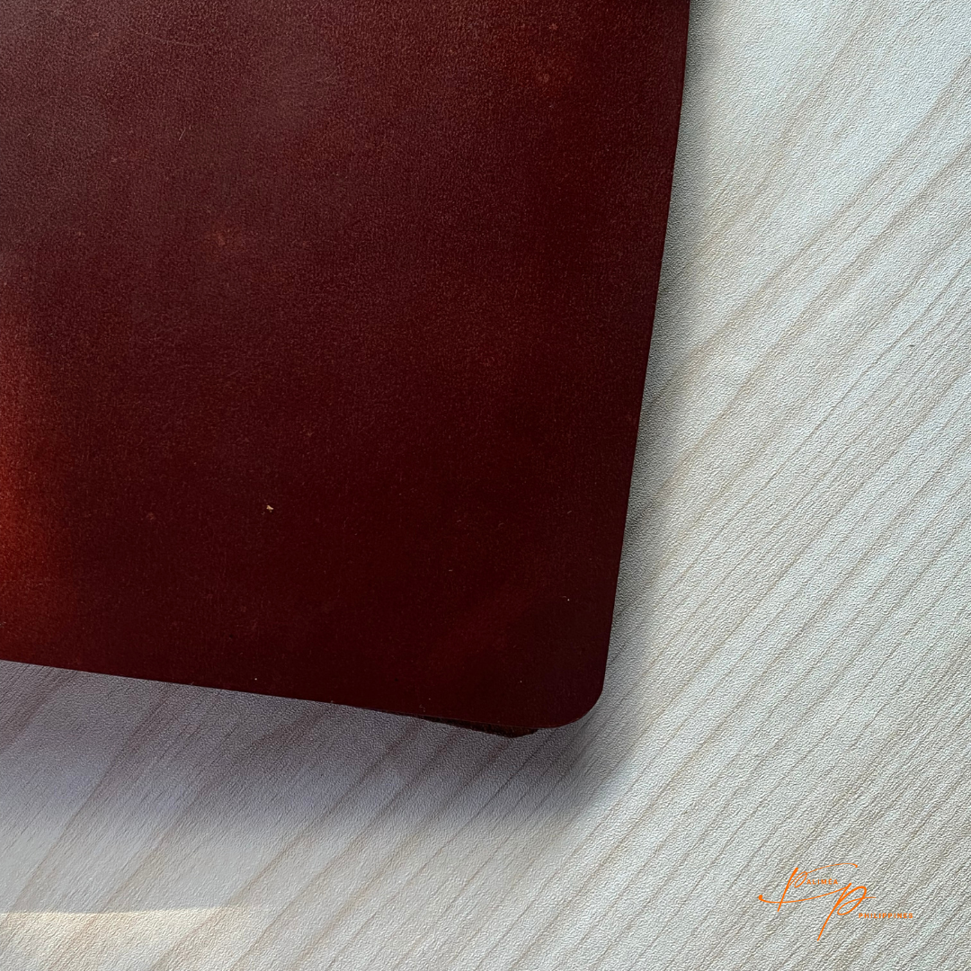 Lakbay Bifold Pull up Leather Journal