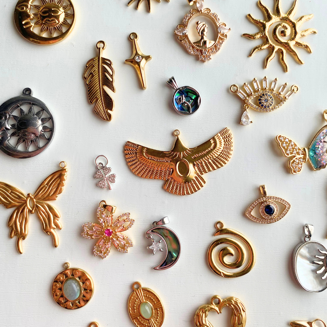 Anik-anik charm collections