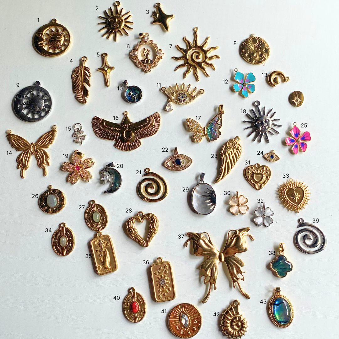 Anik-anik charm collections